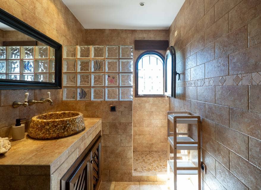 4 slaapkamer Villa te koop in Los Alcazares met zwembad garage - € 935.000 (Ref: 10116090)