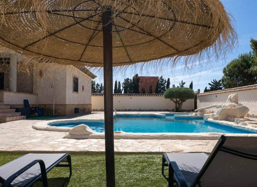 4 slaapkamer Villa te koop in Los Alcazares met zwembad garage - € 935.000 (Ref: 10116090)