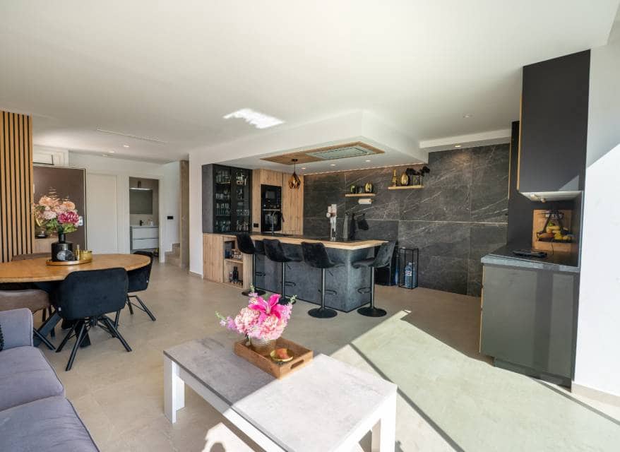 4 Zimmer Villa zu verkaufen in Algorfa mit Pool Garage - 699.000 € (Ref: 10116091)
