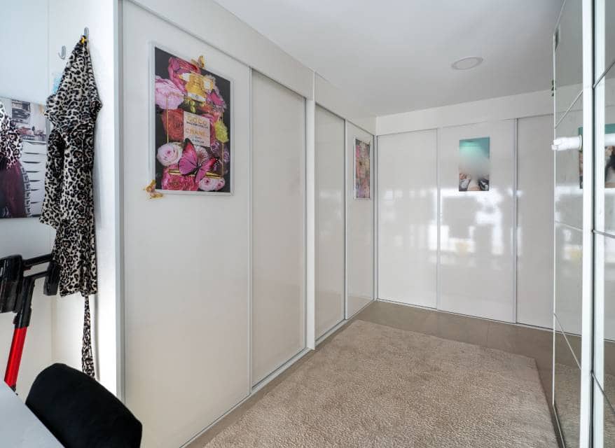 4 Zimmer Villa zu verkaufen in Algorfa mit Pool Garage - 699.000 € (Ref: 10116091)