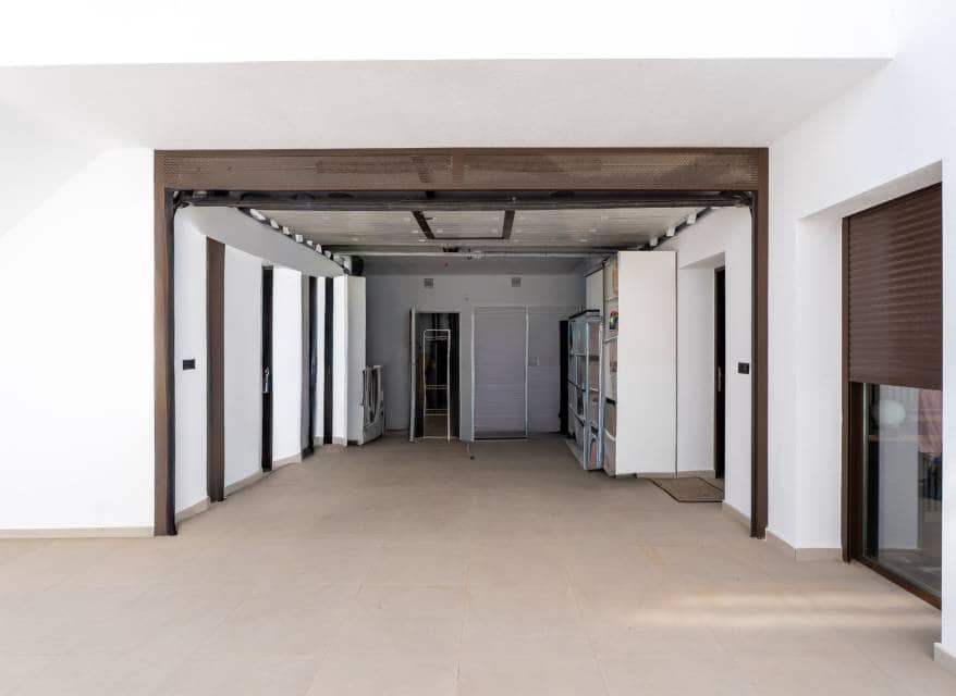 4 Zimmer Villa zu verkaufen in Algorfa mit Pool Garage - 699.000 € (Ref: 10116091)