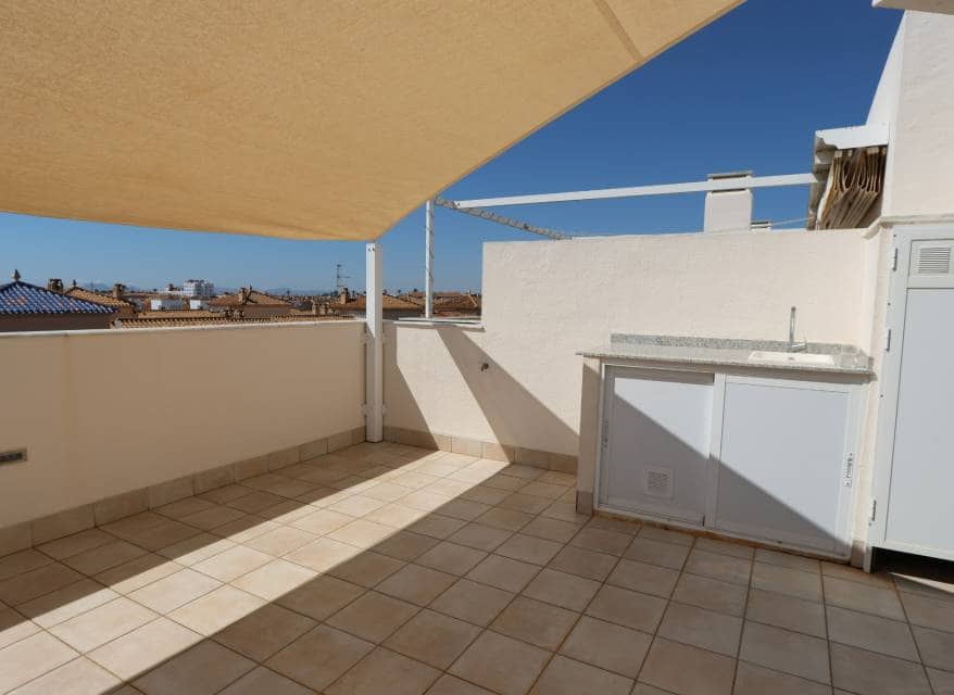 2 soveværelse Penthouse til salg i Los Alcazares med swimmingpool garage - € 399.900 (Ref: 10120828)