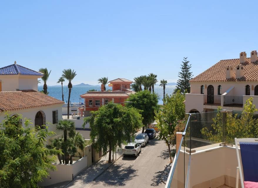 2 soveværelse Penthouse til salg i Los Alcazares med swimmingpool garage - € 399.900 (Ref: 10120828)
