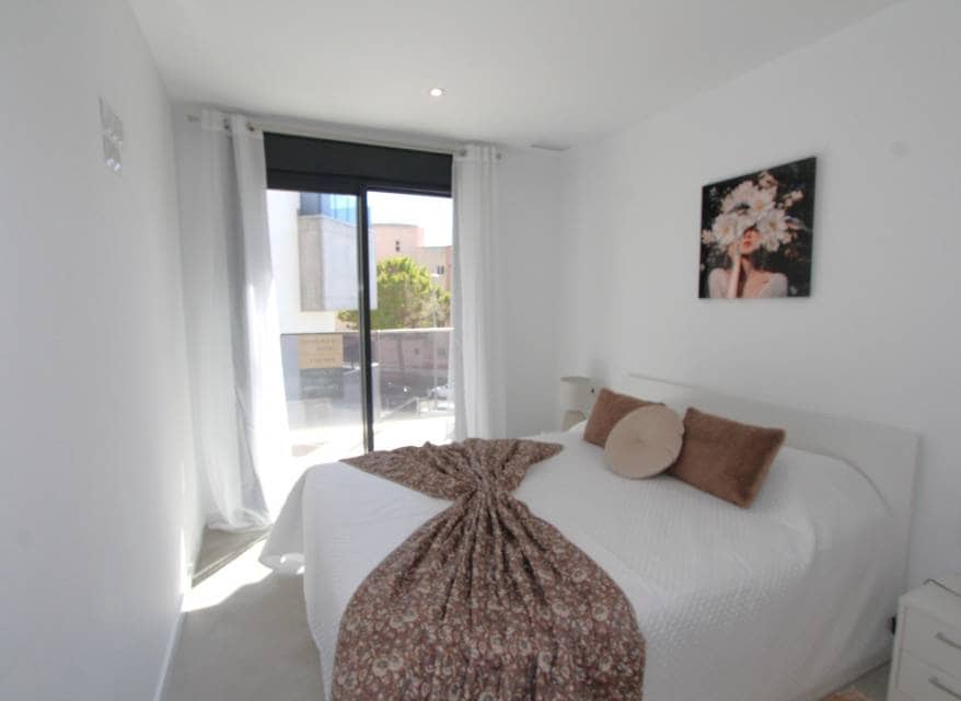 2 makuuhuone Huoneisto myytävänä paikassa Dehesa de Campoamor mukana uima-altaan - 330 000 € (Ref: 10130915)