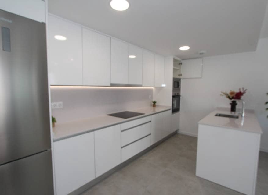 2 makuuhuone Huoneisto myytävänä paikassa Dehesa de Campoamor mukana uima-altaan - 330 000 € (Ref: 10130915)
