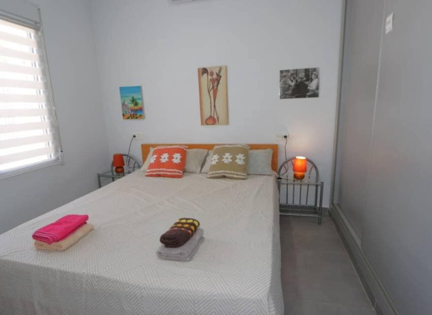 2 soveværelse Villa til salg i El Carmoli med swimmingpool garage - € 249.900 (Ref: 10154542)