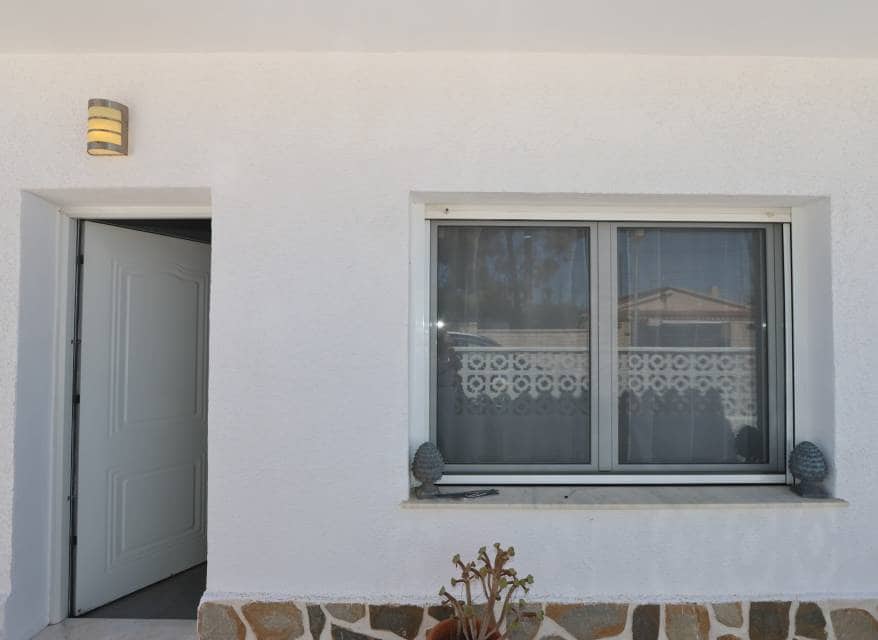2 soveværelse Villa til salg i El Carmoli med swimmingpool garage - € 249.900 (Ref: 10154542)