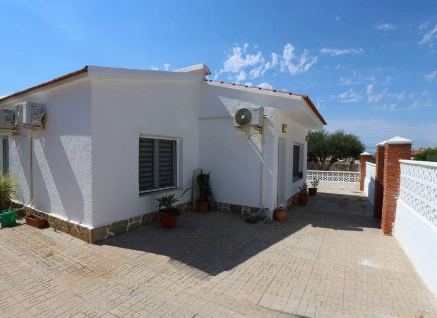 2 soveværelse Villa til salg i El Carmoli med swimmingpool garage - € 249.900 (Ref: 10154542)