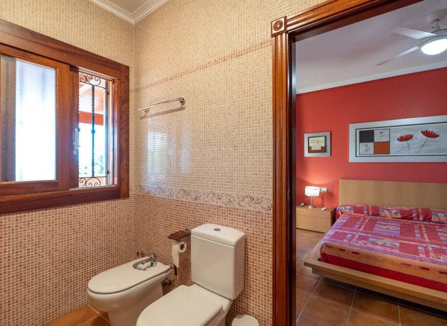 5 sypialnia Willa na sprzedaż w Los Alcazares z basenem garażem - 2 150 000 € (Ref: 10183587)