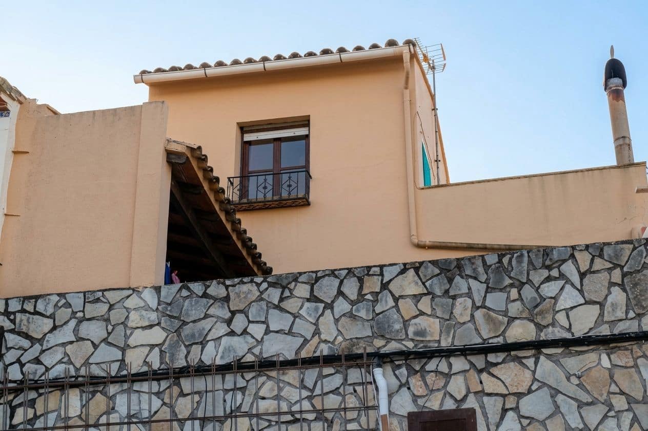 2 makuuhuone Omakotitalo myytävänä paikassa Benidoleig - 270 000 € (Ref: 10158948)