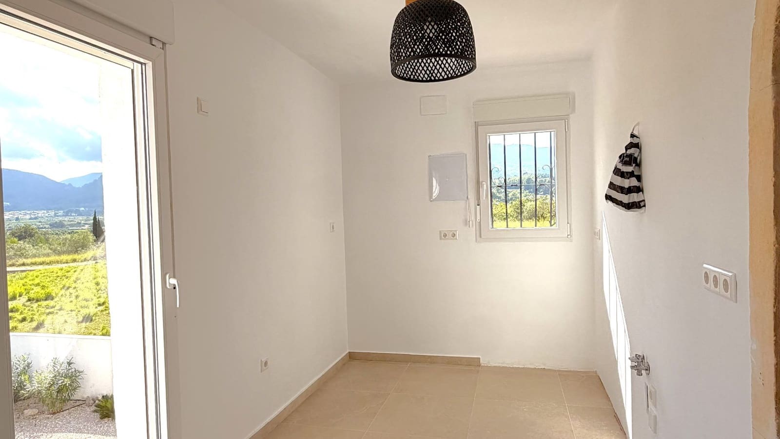 3 sovrum Villa till salu i Tormos med pool garage - 410 000 € (Ref: 10184145)