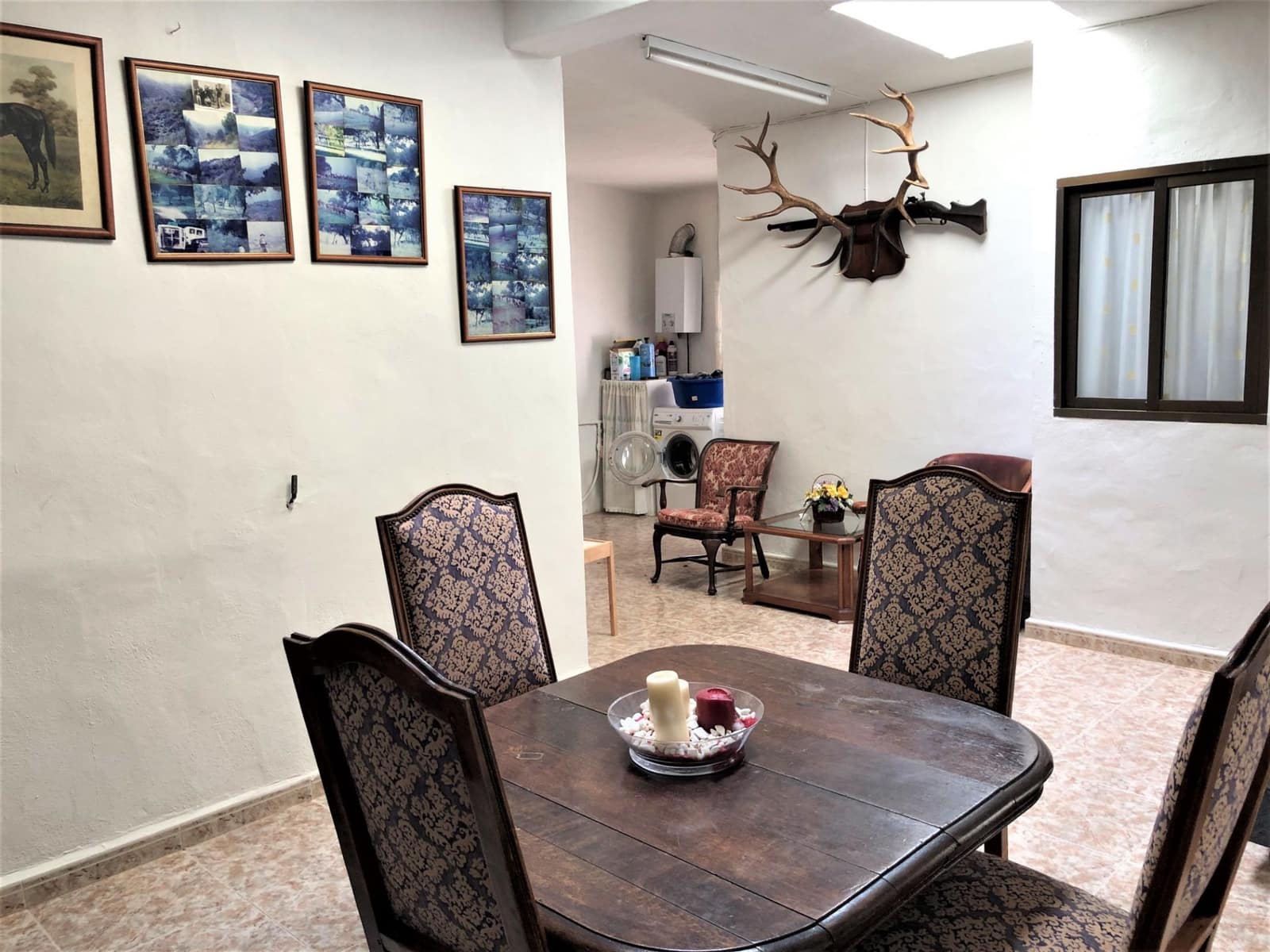 8 bedroom Villa for sale in Pedreguer with pool garage - € 595,000 (Ref: 5036243)