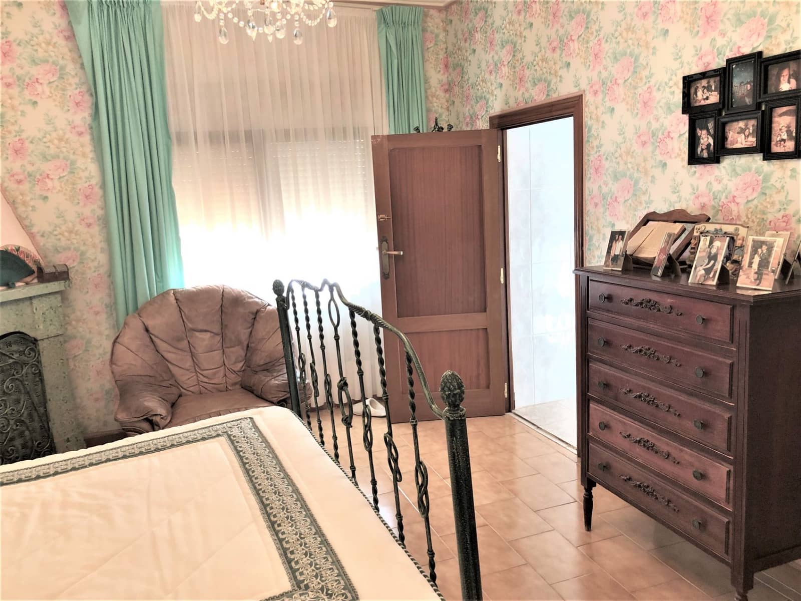 8 bedroom Villa for sale in Pedreguer with pool garage - € 595,000 (Ref: 5036243)