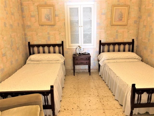 8 sovrum Villa till salu i Pedreguer med pool garage - 595 000 € (Ref: 5036243)