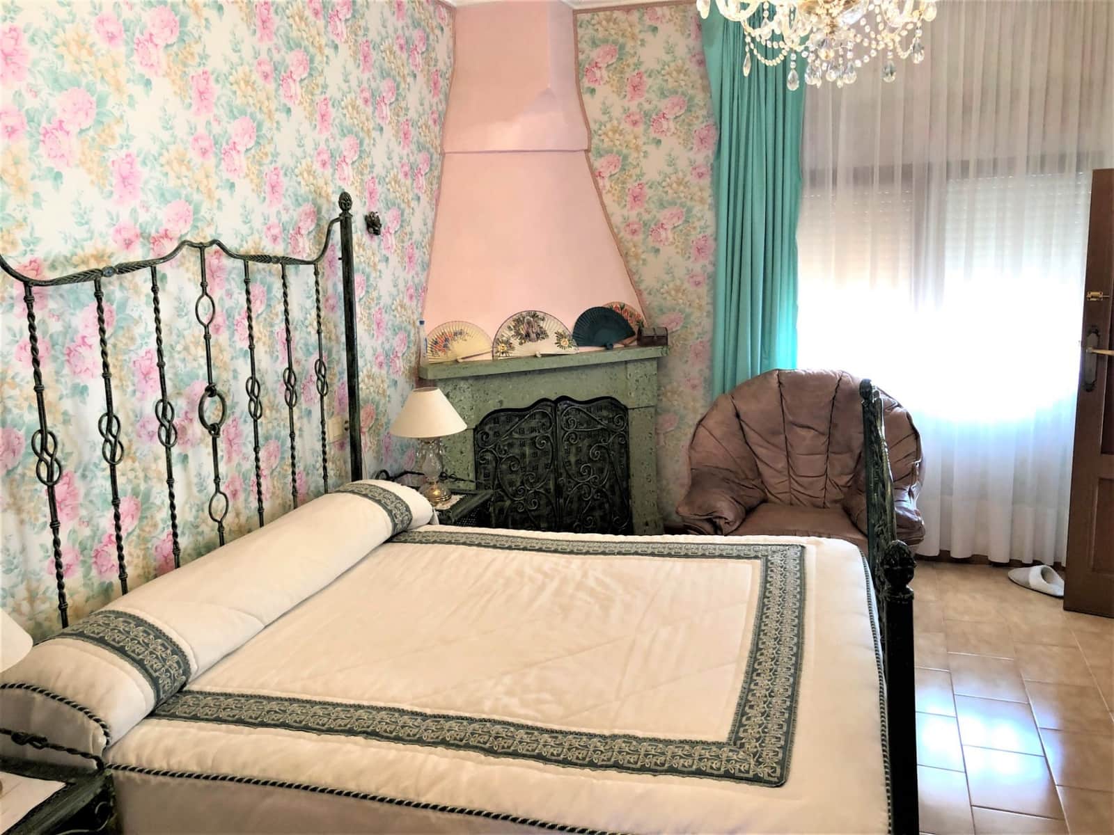 8 bedroom Villa for sale in Pedreguer with pool garage - € 595,000 (Ref: 5036243)