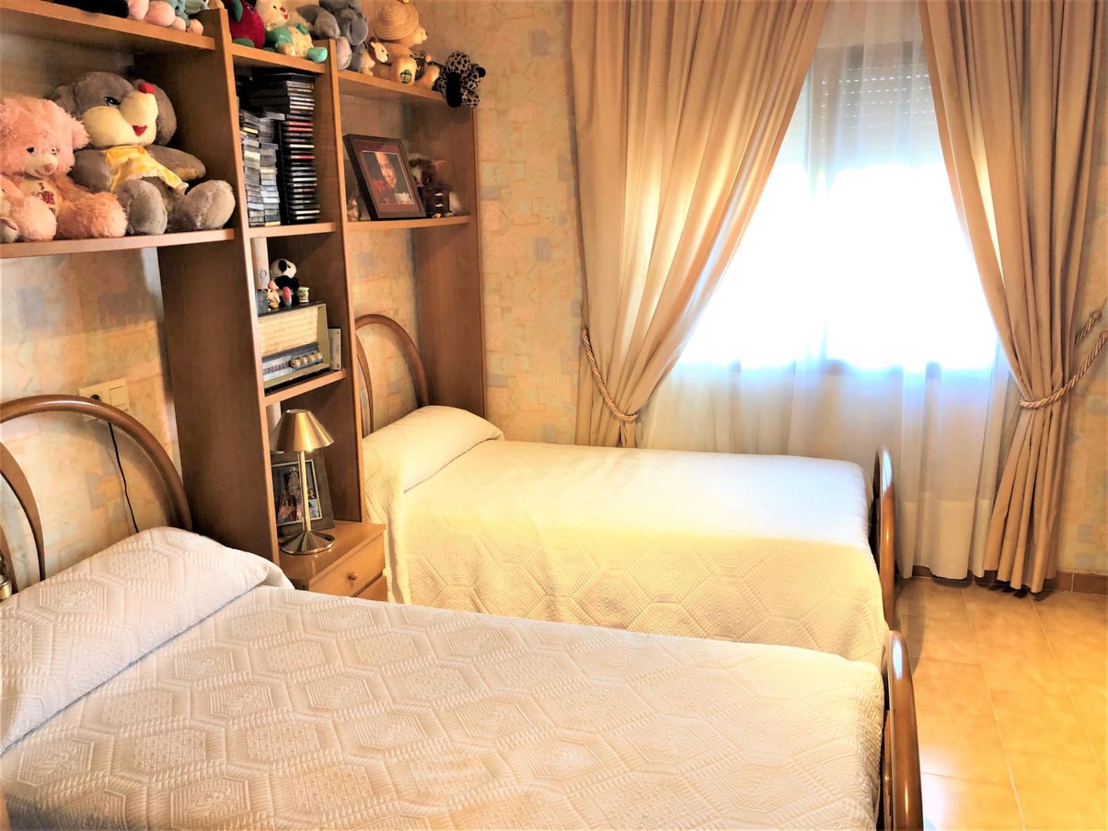 8 bedroom Villa for sale in Pedreguer with pool garage - € 595,000 (Ref: 5036243)