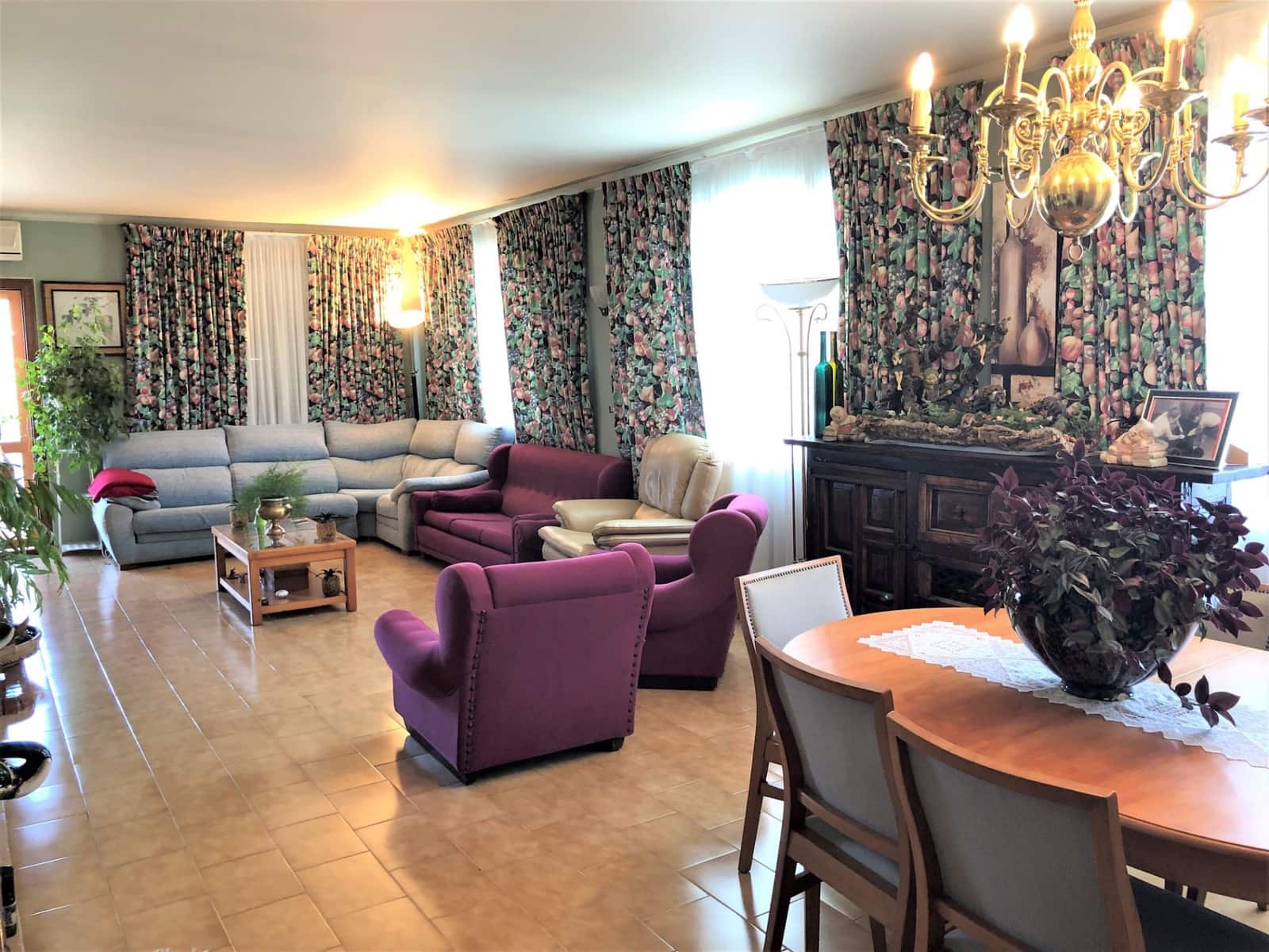 8 bedroom Villa for sale in Pedreguer with pool garage - € 595,000 (Ref: 5036243)