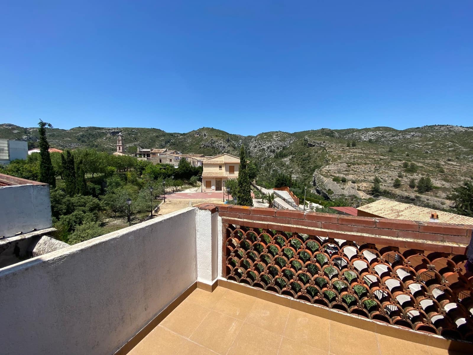 6 soveværelse Byhus til salg i Vall de Gallinera med garage - € 295.000 (Ref: 5317925)