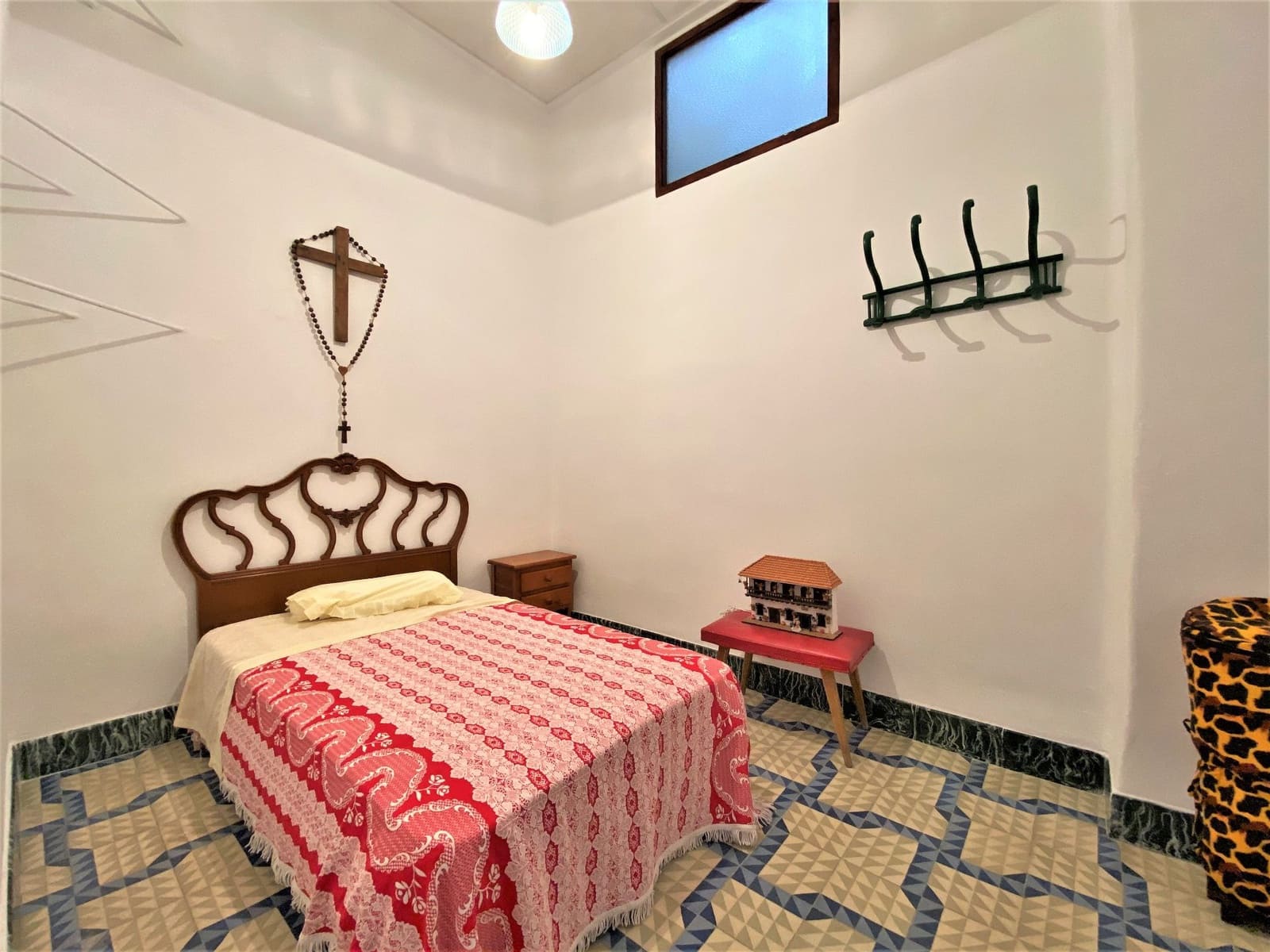 6 soveværelse Byhus til salg i Vall de Gallinera med garage - € 295.000 (Ref: 5317925)