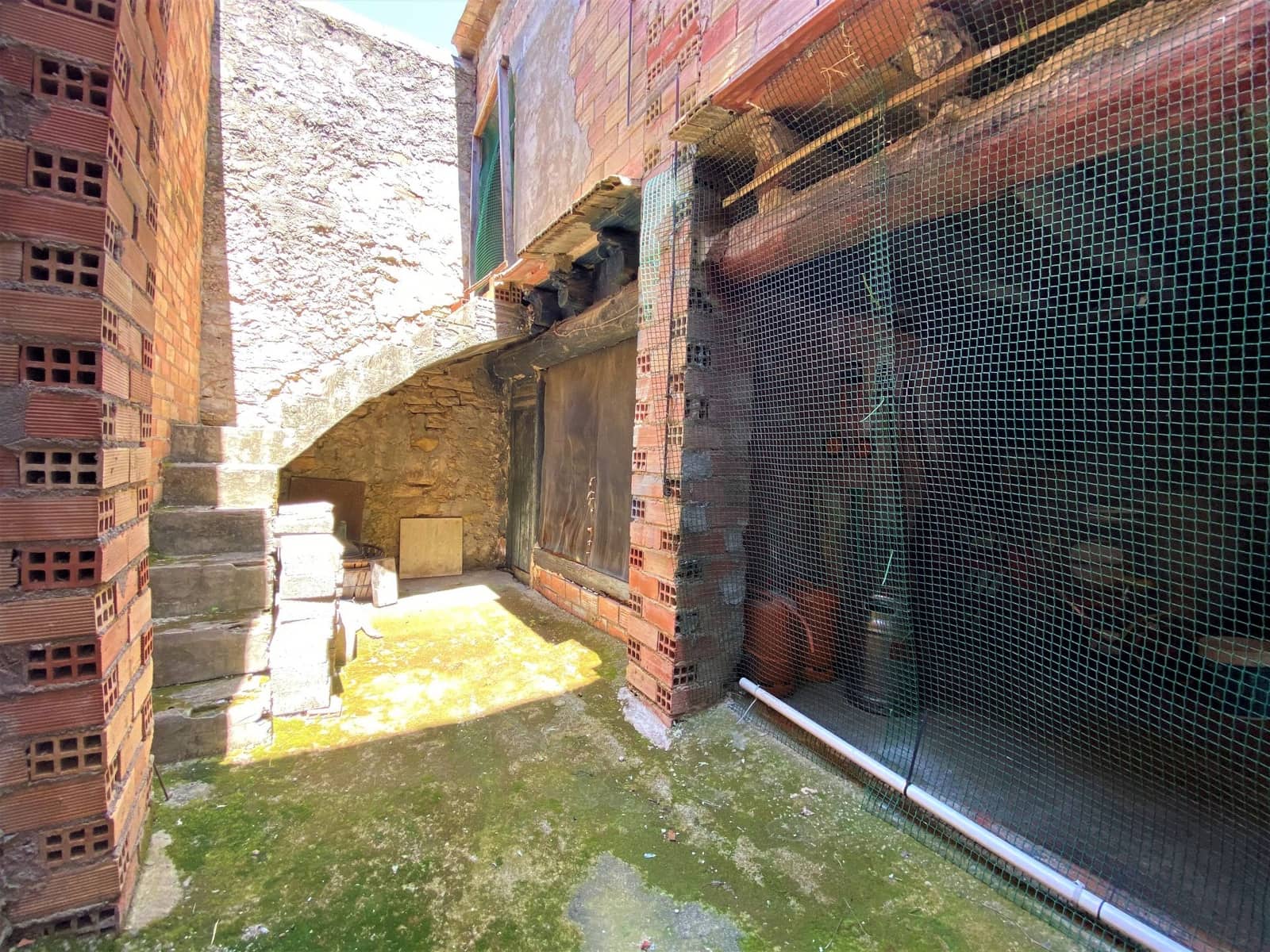 6 soveværelse Byhus til salg i Vall de Gallinera med garage - € 295.000 (Ref: 5317925)