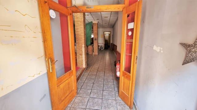 5 soveværelse Byhus til salg i Orba - € 320.000 (Ref: 6249256)