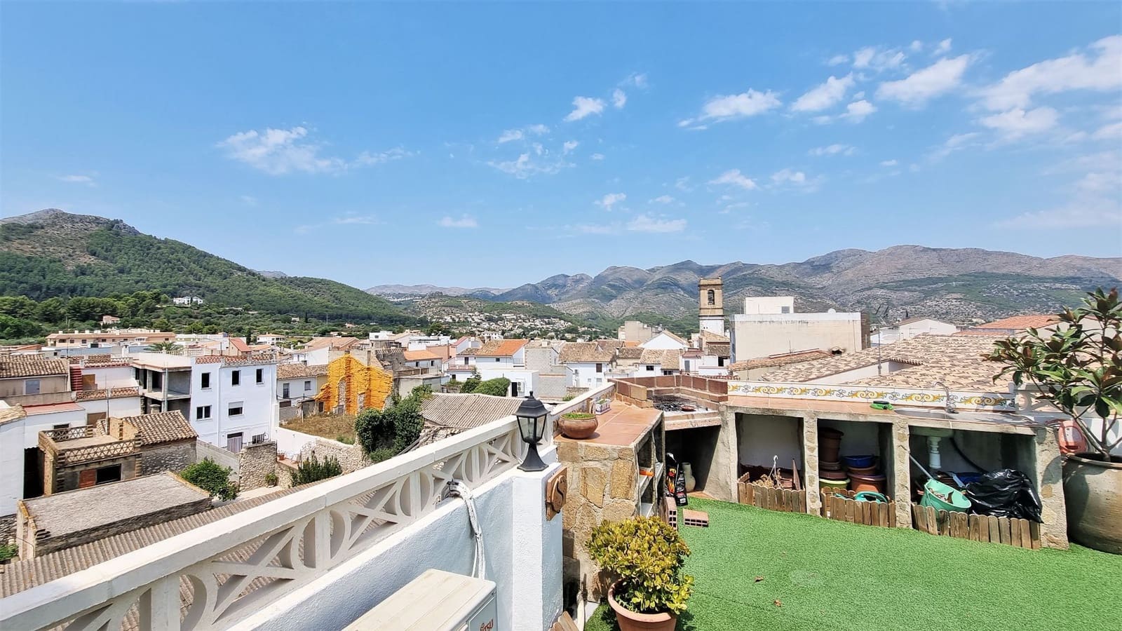 5 slaapkamer Huis te koop in Orba - € 320.000 (Ref: 6249256)