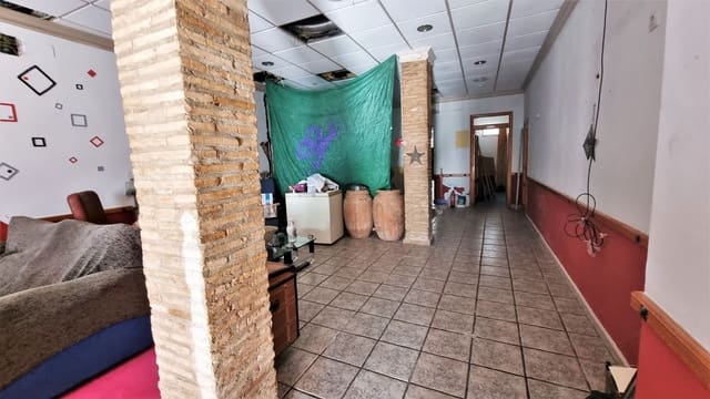 5 soveværelse Byhus til salg i Orba - € 320.000 (Ref: 6249256)