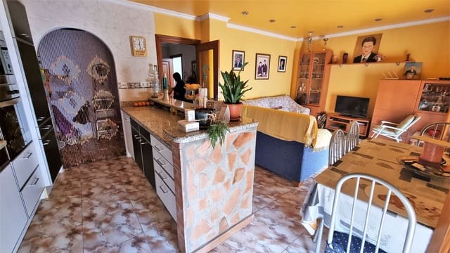 5 soveværelse Byhus til salg i Orba - € 320.000 (Ref: 6249256)