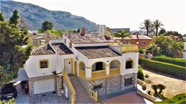 7 bedroom Villa for sale in Dénia with pool garage - € 1,100,000 (Ref: 7504129)