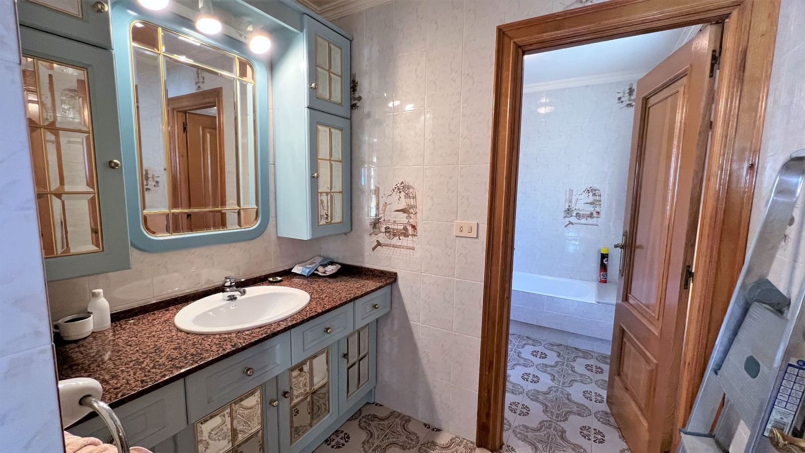 7 soverom Villa til salgs i Denia med svømmebasseng garasje - € 1 100 000 (Ref: 7504129)