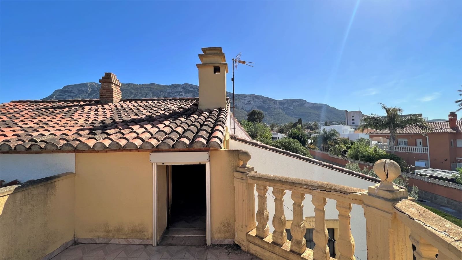 7 soverom Villa til salgs i Denia med svømmebasseng garasje - € 1 100 000 (Ref: 7504129)