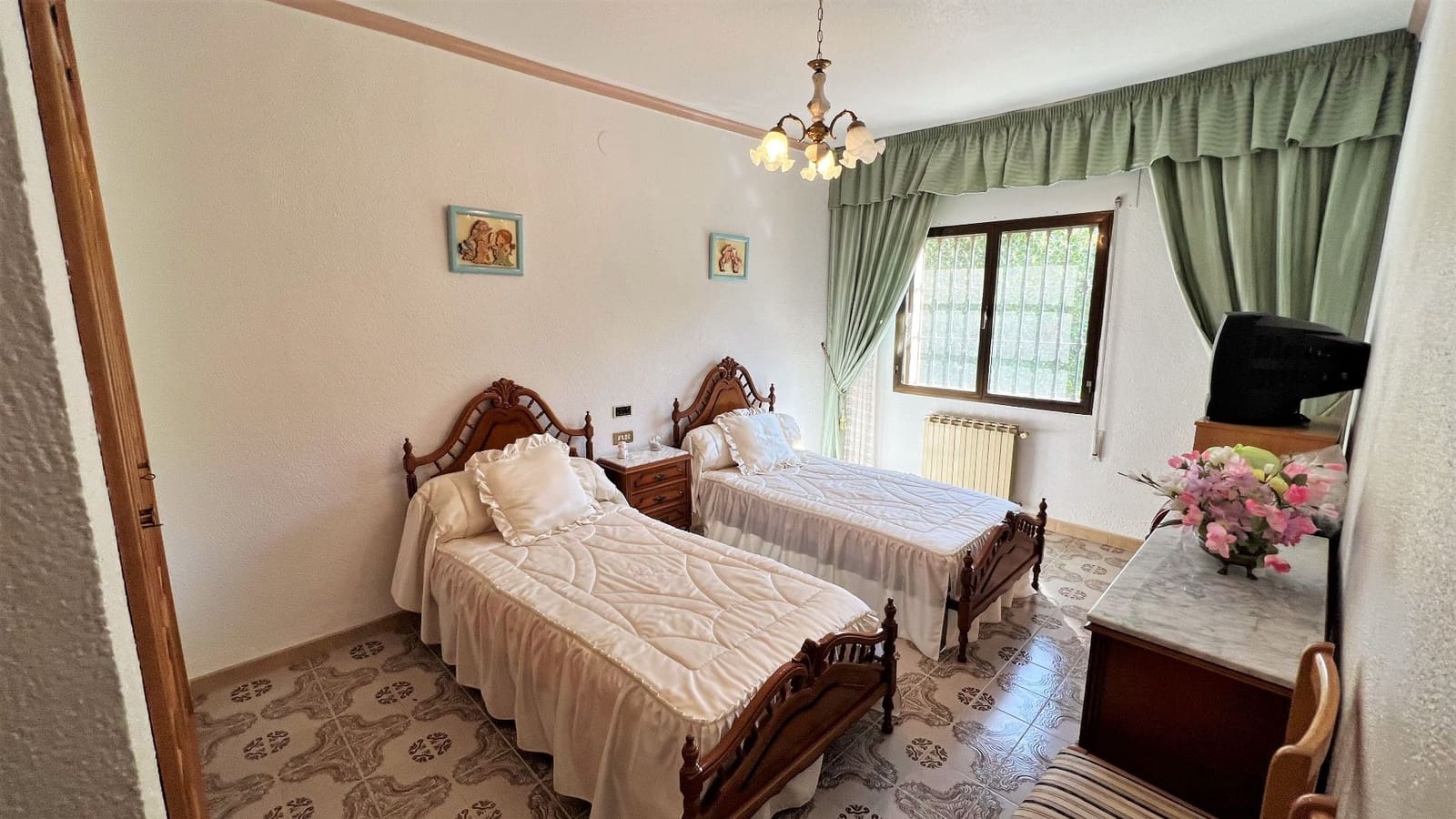 7 soverom Villa til salgs i Denia med svømmebasseng garasje - € 1 100 000 (Ref: 7504129)