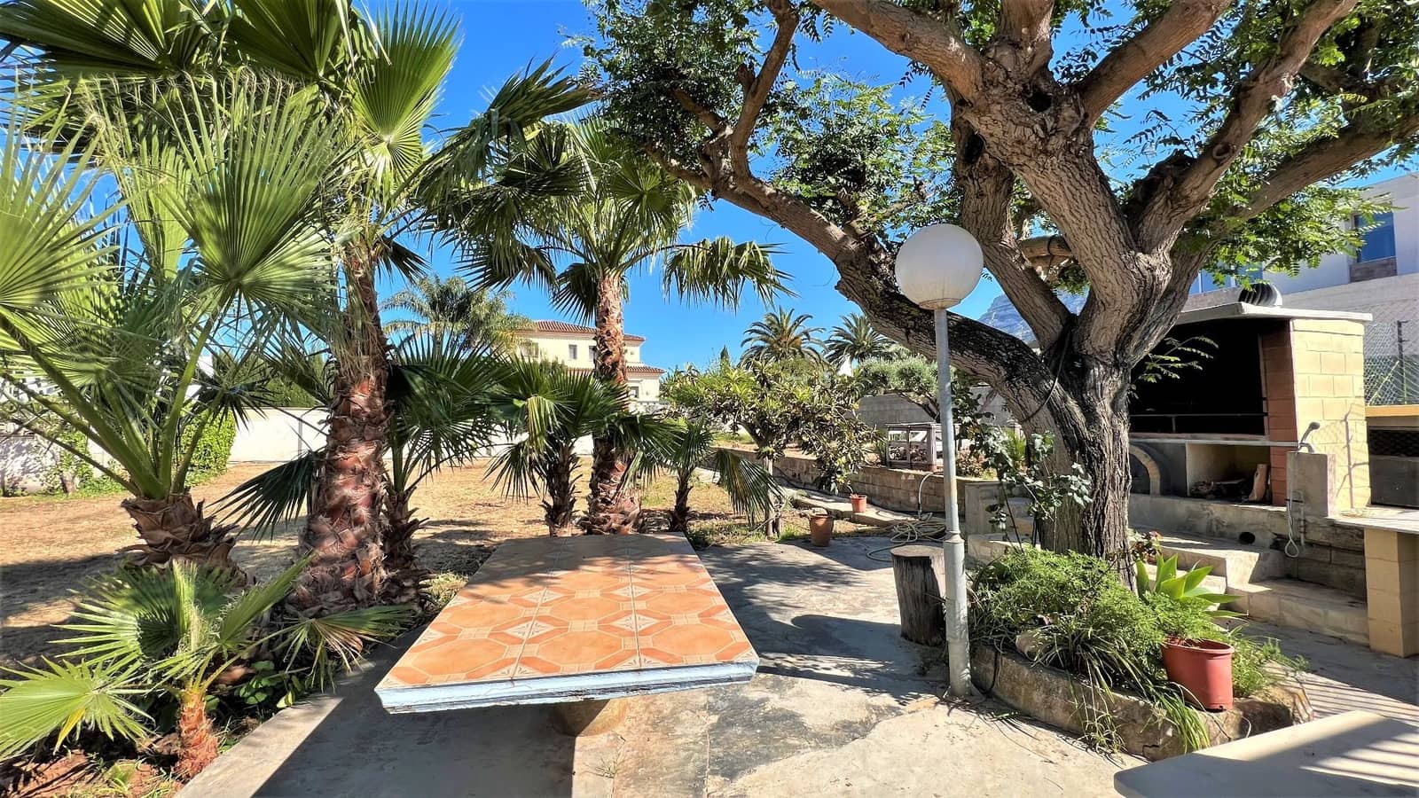 7 soverom Villa til salgs i Denia med svømmebasseng garasje - € 1 100 000 (Ref: 7504129)