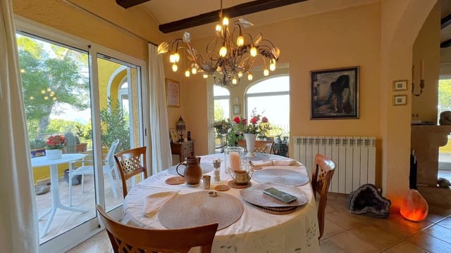 4 sovrum Villa till salu i Benidoleig med pool garage - 465 000 € (Ref: 8052398)