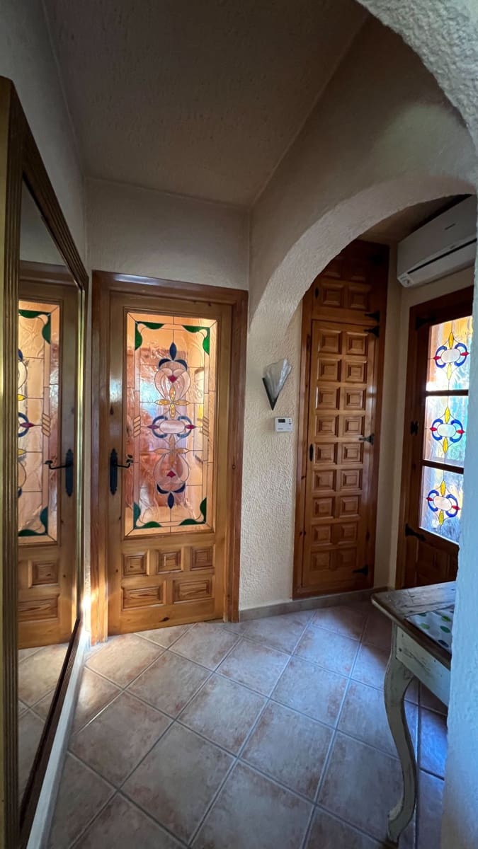 4 soveværelse Villa til salg i Benidoleig med swimmingpool garage - € 465.000 (Ref: 8052398)