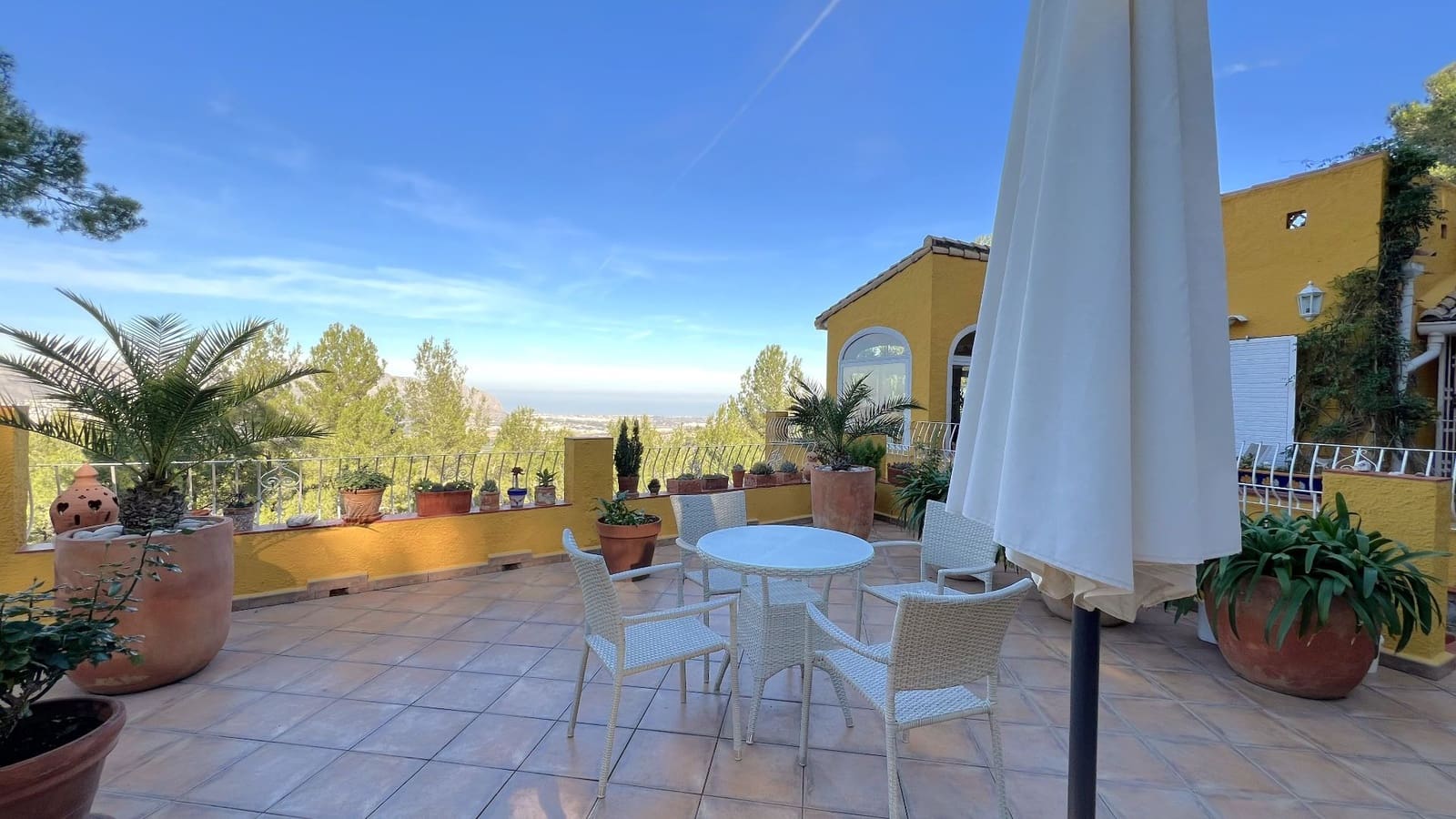 4 soveværelse Villa til salg i Benidoleig med swimmingpool garage - € 465.000 (Ref: 8052398)