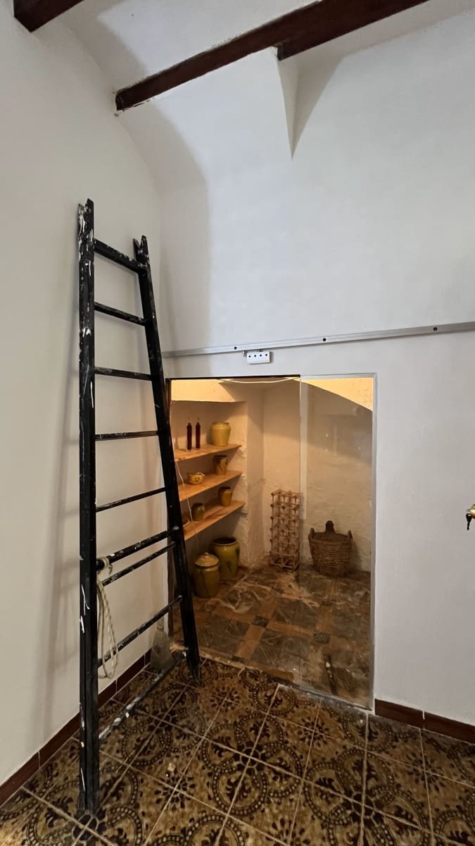 5 slaapkamer Huis te koop in Benidoleig - € 168.000 (Ref: 8398301)