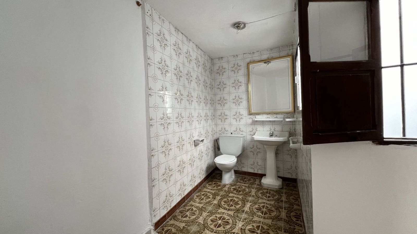 5 slaapkamer Huis te koop in Benidoleig - € 168.000 (Ref: 8398301)