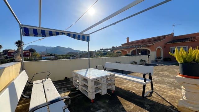 3 soveværelse Villa til salg i La Xara, Dénia med swimmingpool garage - € 850.000 (Ref: 8789108)