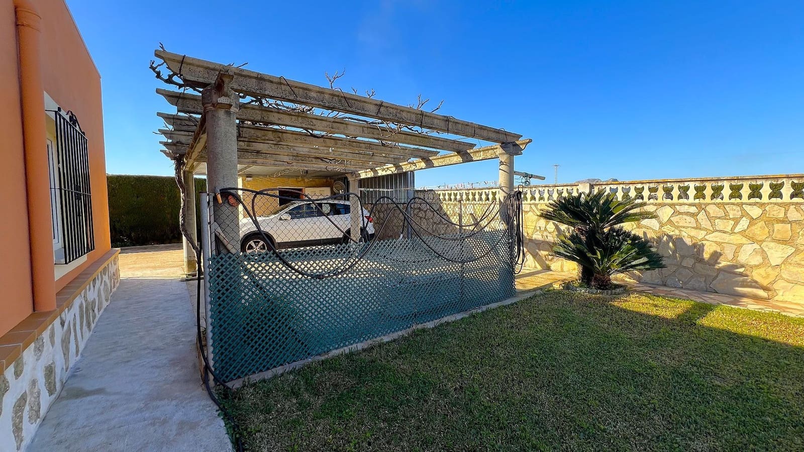 3 soveværelse Villa til salg i La Xara med swimmingpool garage - € 850.000 (Ref: 8789108)