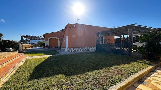 3 soveværelse Villa til salg i La Xara, Dénia med swimmingpool garage - € 850.000 (Ref: 8789108)