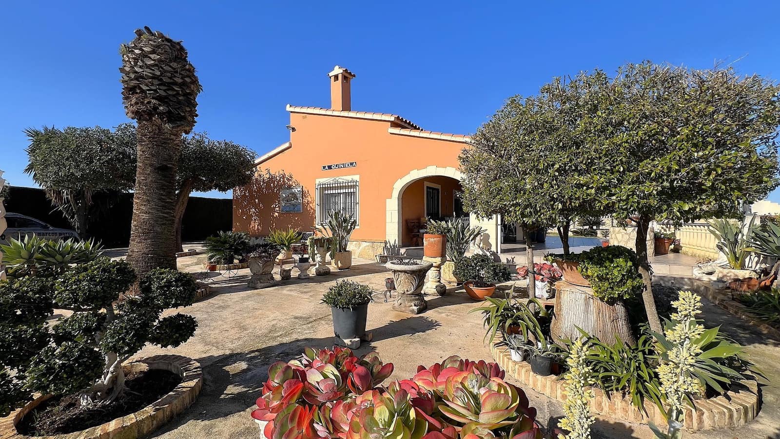 3 soveværelse Villa til salg i La Xara med swimmingpool garage - € 850.000 (Ref: 8789108)