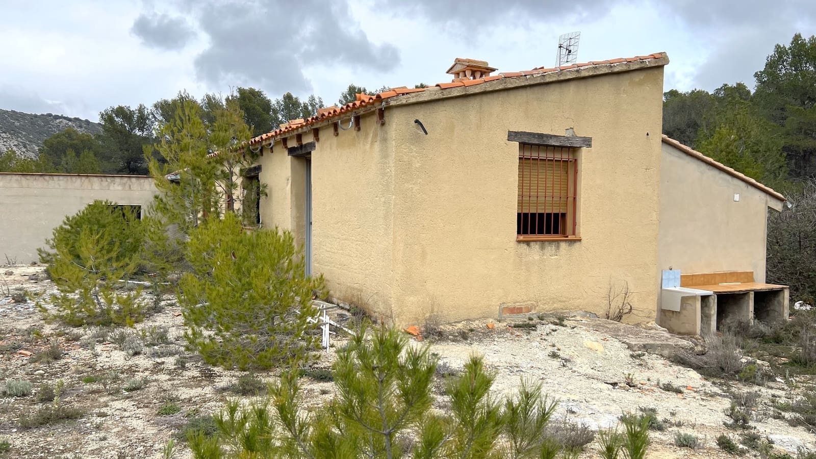 3 bedroom Villa for sale in Castell de Castells with garage - € 250,000 (Ref: 8866906)