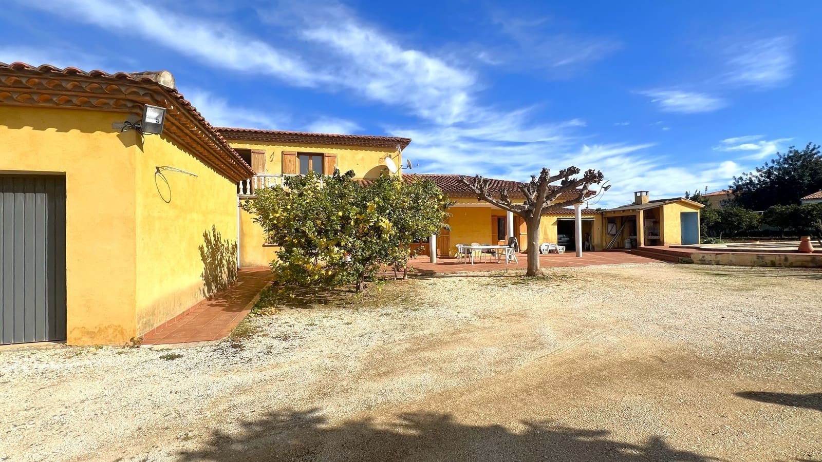 5 quarto Moradia para venda em Pedreguer com piscina garagem - 735 000 € (Ref: 8901741)