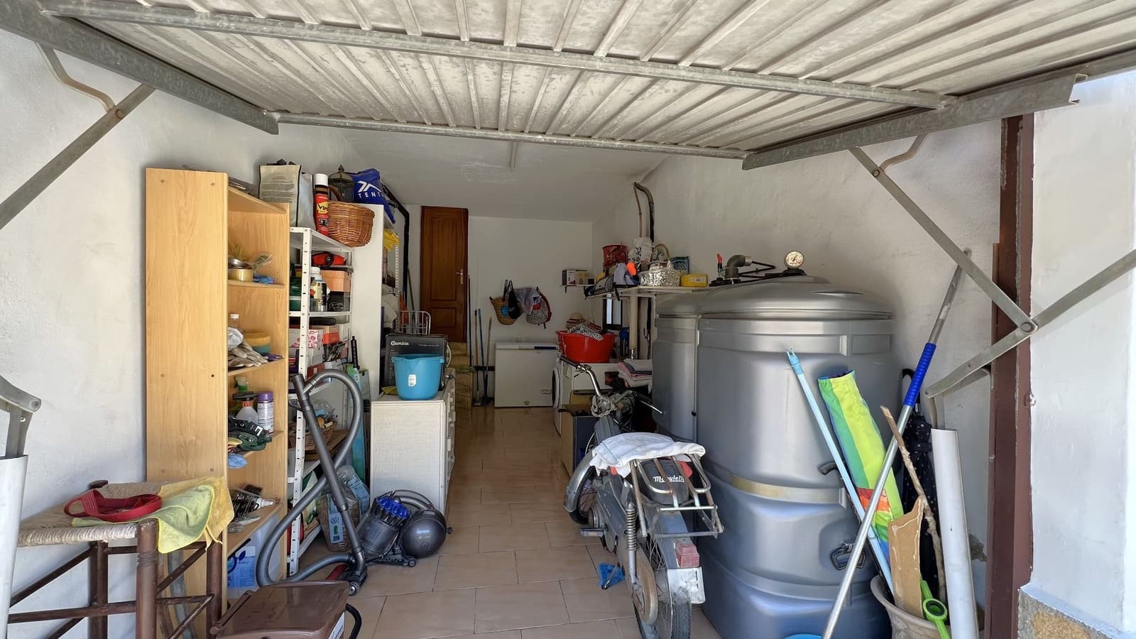 4 soveværelse Villa til salg i Orba med swimmingpool garage - € 696.800 (Ref: 8928416)