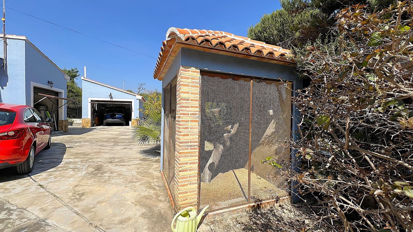 4 soveværelse Villa til salg i Orba med swimmingpool garage - € 696.800 (Ref: 8928416)