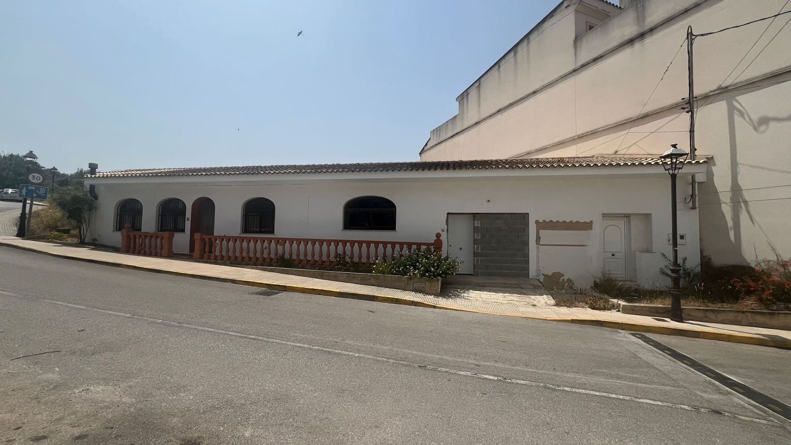 4 soveværelse Byhus til salg i Benidoleig - € 395.000 (Ref: 9057284)