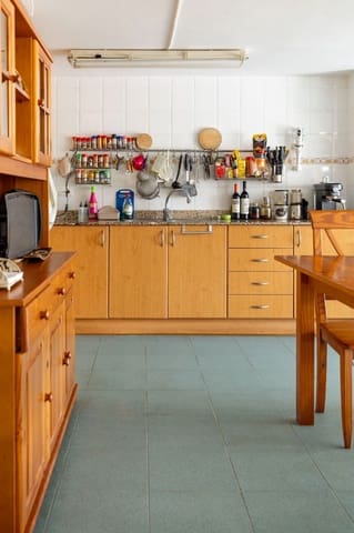 4 slaapkamer Villa te koop in Oliva met zwembad - € 450.000 (Ref: 9204221)