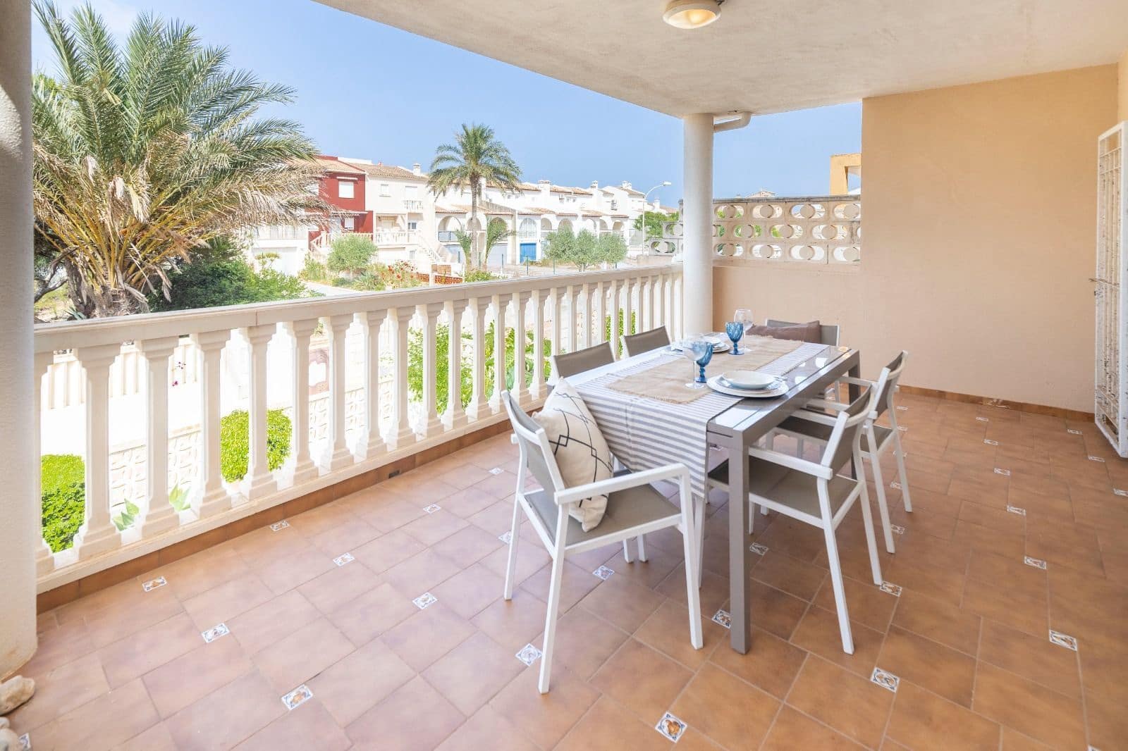 4 slaapkamer Villa te koop in Oliva met zwembad - € 450.000 (Ref: 9204221)