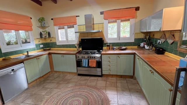 4 bedroom Villa for sale in Castell de Castells with pool garage - € 485,000 (Ref: 9344314)